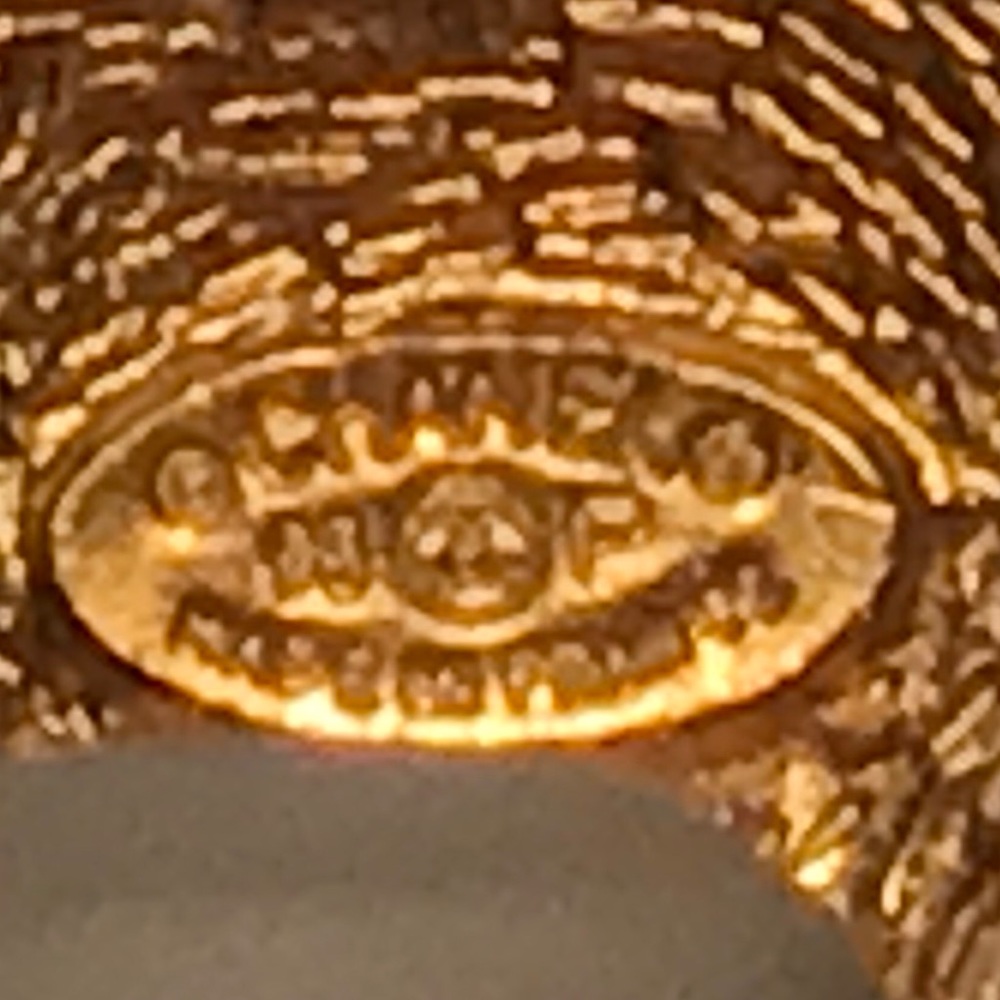 CHANEL CC Earrings - Picture 2 of 6